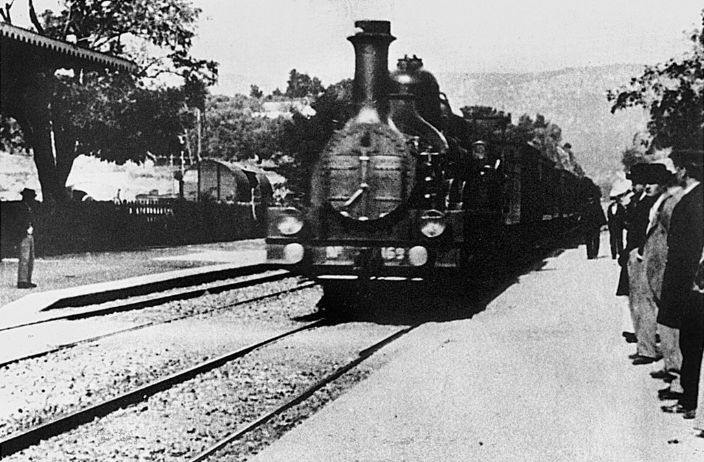 Kurzfilm „Ankunft eines Zuges im Bahnhof La Ciotat“ von den Gebr. Lumière